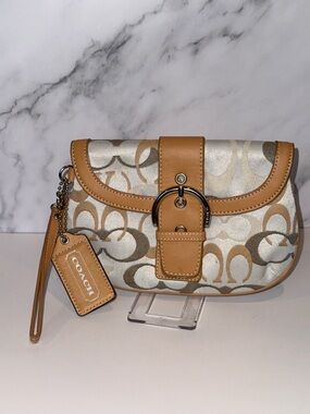 Vintage Coach Signature Jacquard Wristlet / Mini Clutch 🤎✨
